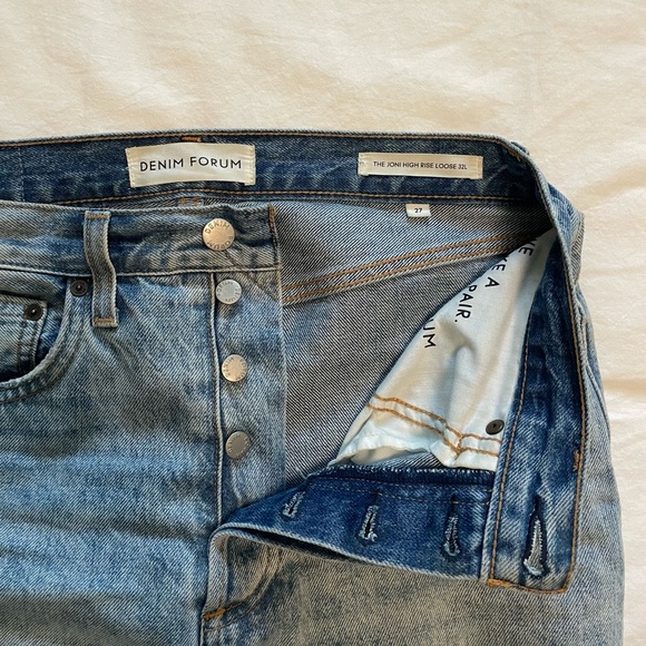 Aritzia jeans, Denim Forum
The Joni High Rise Loose - Picture 8 of 8